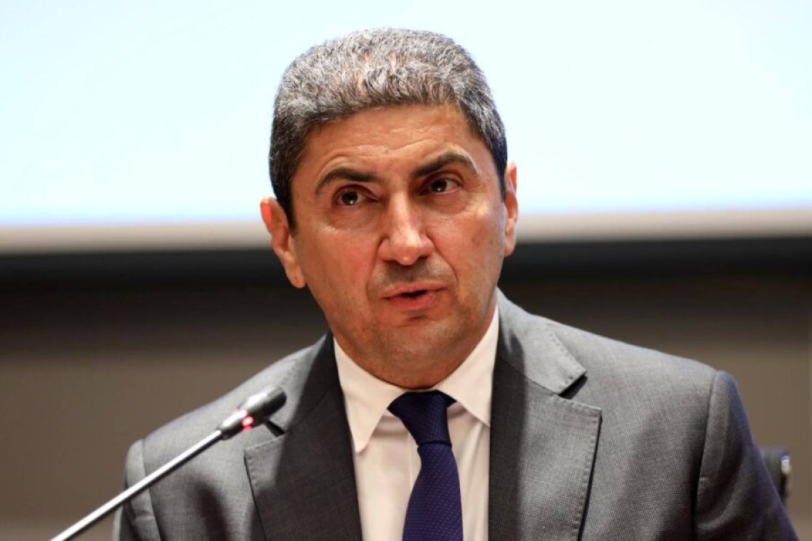 Αυγενάκης: Ο Κασσελάκης να κοιτάξει τον καθρέφτη του