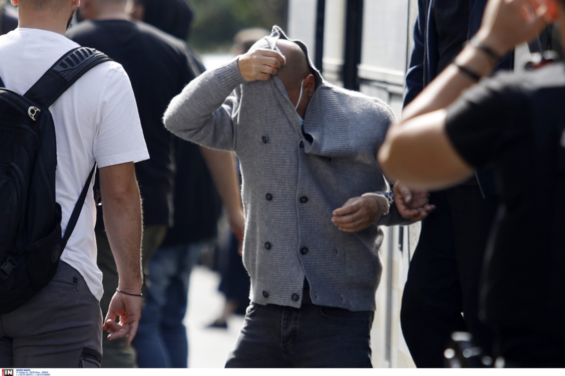 Κύκλωμα φοροδιαφυγής: Διώξεις για ξέπλυμα μαύρου χρήματος άνω των 200.000 ευρώ