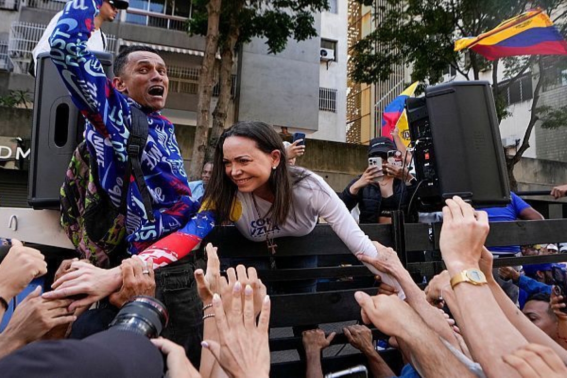 Βενεζουέλα: Ο Μαδούρο χαρακτηρίζει τη Μασάδο &quot;δαιμονική μάγισσα&quot;