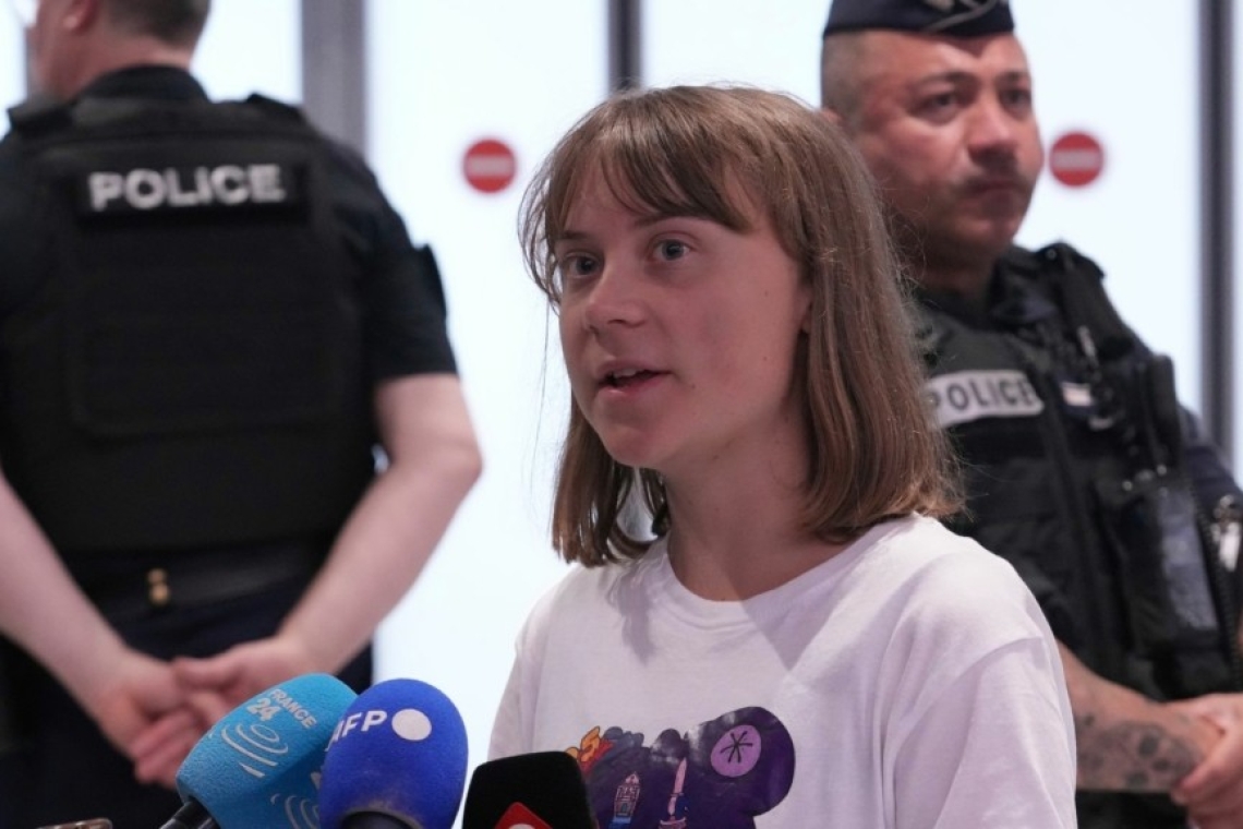 Η Γκρέτα Τούνμπεργκ καταγγέλλει βανδαλισμό από το Ισραήλ