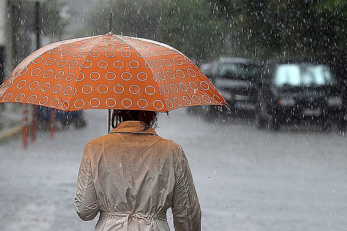 Βροχερός καιρός και ισχυρές καταιγίδες σε Πελοπόννησο και Κυκλάδες