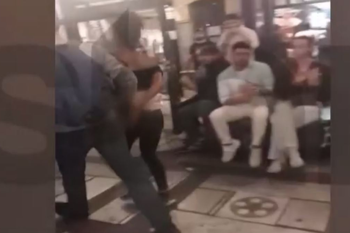 Σύλληψη ανήλικης Ρομά για κλοπές κινητών στην πλατεία Αγίας Ειρήνης