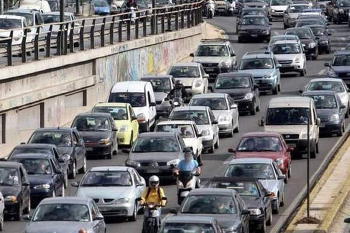 Καθυστερήσεις στην Αττική Οδό: Μποτιλιάρισμα σε Κηφισό και Αθηνών