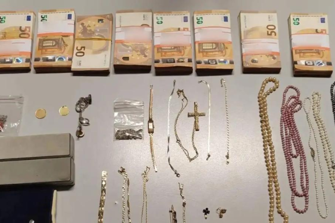 59χρονος &quot;υδραυλικός&quot; ξάφριζε σπίτια με λεία €280.000