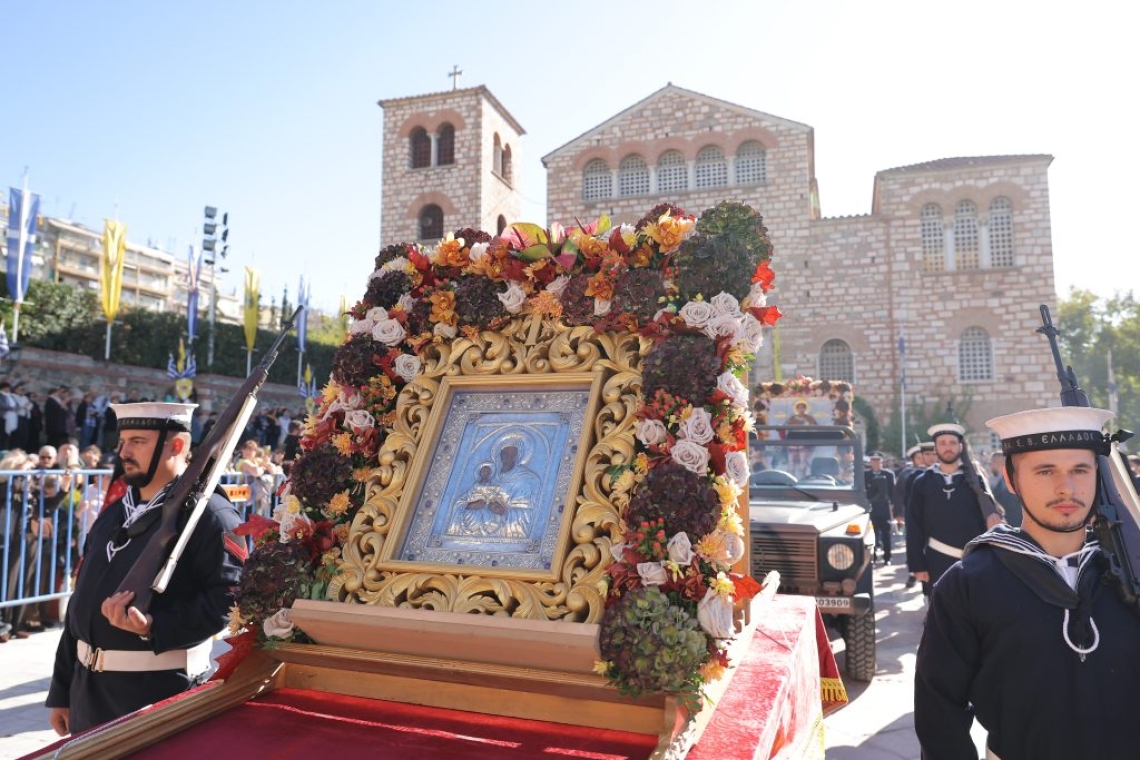 Θεσσαλονίκη: Εορτασμός του Αγίου Δημητρίου με πλήθος πιστών
