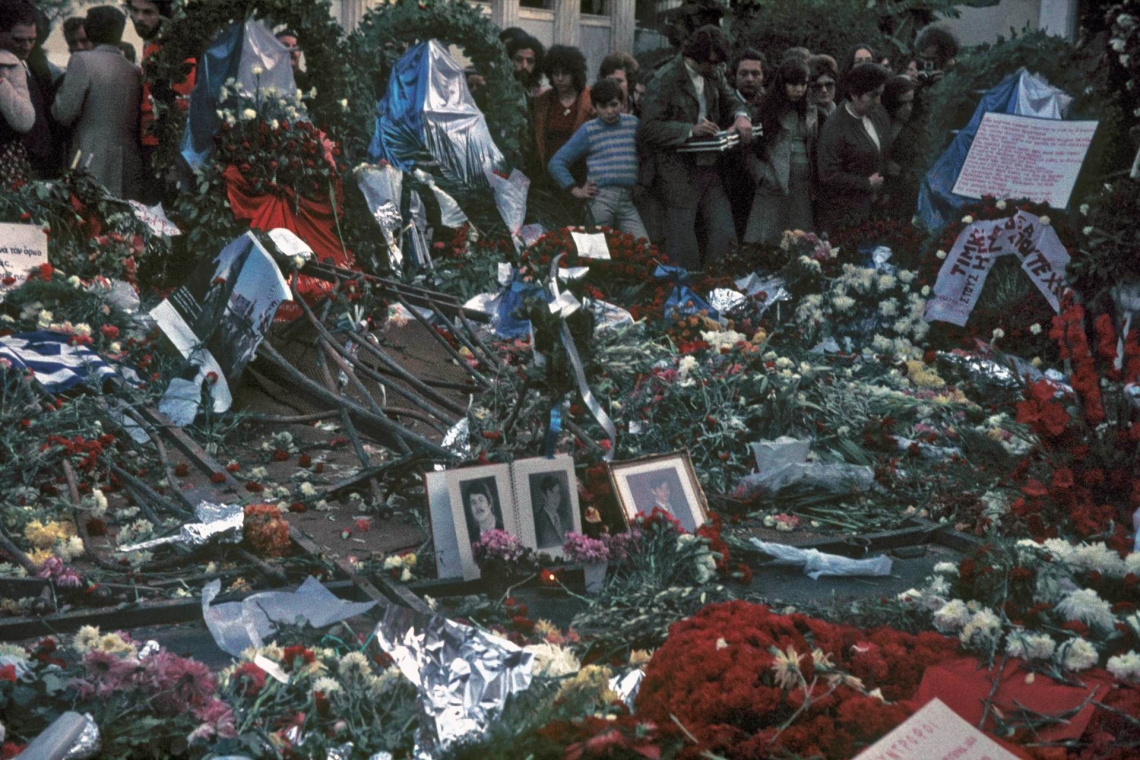 Τιμή στους Ήρωες της Εξέγερσης στο Πολυτεχνείο