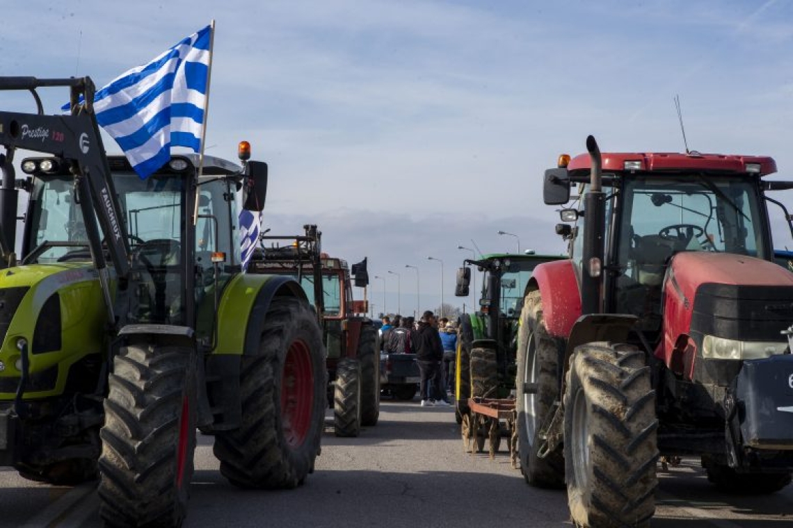Λήξη αποκλεισμού του τελωνείου Ευζώνων από τους αγρότες