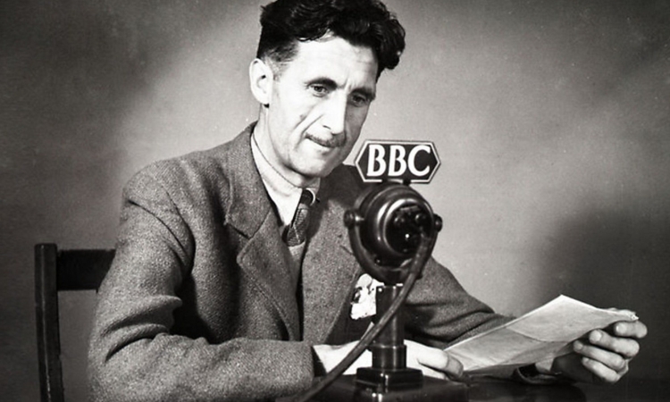 George Orwell: Όταν η εξουσία μαθαίνει να κατοικεί μέσα στο μυαλό