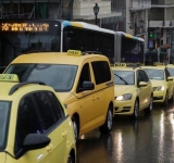 48ωρη απεργία των ταξί Τρίτη και Τετάρτη