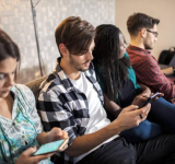 Θέλεις να κοινωνικοποιηθείς και δεν μπορείς;