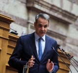 Μητσοτάκης: Ώρα να ιδρώσουμε τη φανέλα στη ΝΔ