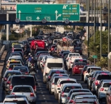 Μποτιλιαρισμένα τα οχήματα στον Κηφισό και καθυστερήσεις στην Αττική Οδό