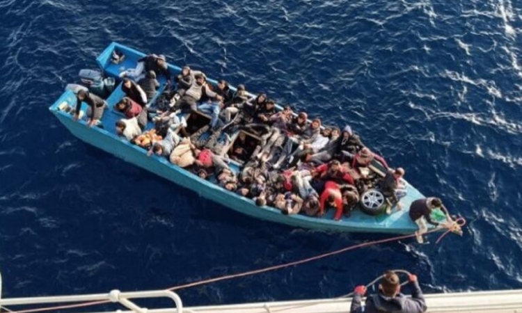 Επιχειρήσεις διάσωσης μεταναστών στην Κρήτη